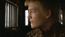 extant_GameOfThrones_3x01-ValarDohaeris_4331