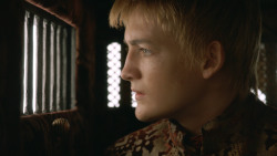 extant_GameOfThrones_3x01-ValarDohaeris_4332