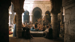 extant_GameOfThrones_3x01-ValarDohaeris_4353