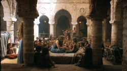 extant_GameOfThrones_3x01-ValarDohaeris_4361