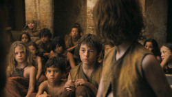 extant_GameOfThrones_3x01-ValarDohaeris_4446