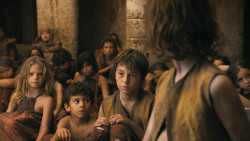 extant_GameOfThrones_3x01-ValarDohaeris_4451