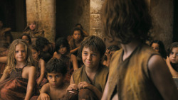 extant_GameOfThrones_3x01-ValarDohaeris_4453