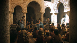 extant_GameOfThrones_3x01-ValarDohaeris_4456