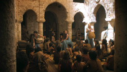 extant_GameOfThrones_3x01-ValarDohaeris_4465