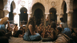 extant_GameOfThrones_3x01-ValarDohaeris_4468