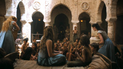 extant_GameOfThrones_3x01-ValarDohaeris_4472