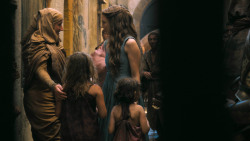 extant_GameOfThrones_3x01-ValarDohaeris_4500
