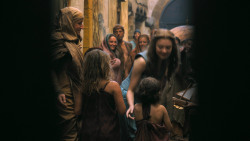 extant_GameOfThrones_3x01-ValarDohaeris_4518