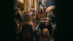 extant_GameOfThrones_3x01-ValarDohaeris_4519