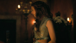 extant_GameOfThrones_3x01-ValarDohaeris_4624