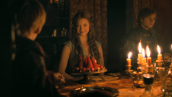 extant_GameOfThrones_3x01-ValarDohaeris_4795