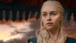 extant_GameOfThrones_3x01-ValarDohaeris_4825
