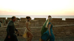 extant_GameOfThrones_3x01-ValarDohaeris_4851