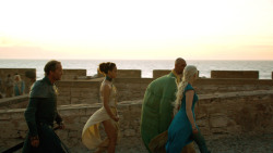 extant_GameOfThrones_3x01-ValarDohaeris_4852