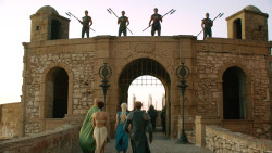 extant_GameOfThrones_3x01-ValarDohaeris_4868