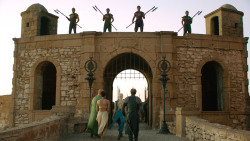 extant_GameOfThrones_3x01-ValarDohaeris_4872