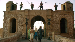 extant_GameOfThrones_3x01-ValarDohaeris_4873