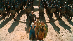 extant_GameOfThrones_3x01-ValarDohaeris_4926