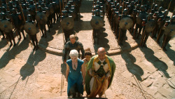 extant_GameOfThrones_3x01-ValarDohaeris_4930