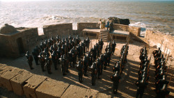 extant_GameOfThrones_3x01-ValarDohaeris_4940