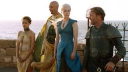 extant_GameOfThrones_3x01-ValarDohaeris_4978
