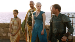 extant_GameOfThrones_3x01-ValarDohaeris_4979