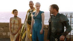 extant_GameOfThrones_3x01-ValarDohaeris_4981