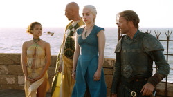 extant_GameOfThrones_3x01-ValarDohaeris_4985