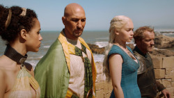 extant_GameOfThrones_3x01-ValarDohaeris_4988