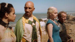 extant_GameOfThrones_3x01-ValarDohaeris_4993