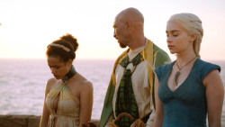 extant_GameOfThrones_3x01-ValarDohaeris_5004