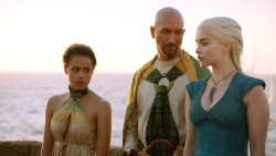 extant_GameOfThrones_3x01-ValarDohaeris_5027