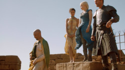 extant_GameOfThrones_3x01-ValarDohaeris_5047