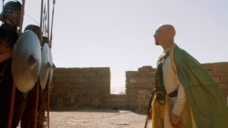 extant_GameOfThrones_3x01-ValarDohaeris_5055