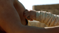 extant_GameOfThrones_3x01-ValarDohaeris_5082