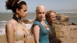 extant_GameOfThrones_3x01-ValarDohaeris_5102
