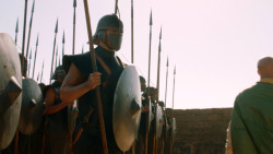 extant_GameOfThrones_3x01-ValarDohaeris_5118