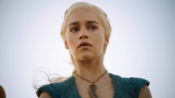 extant_GameOfThrones_3x01-ValarDohaeris_5149
