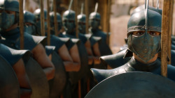 extant_GameOfThrones_3x01-ValarDohaeris_5151