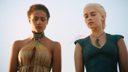 extant_GameOfThrones_3x01-ValarDohaeris_5161