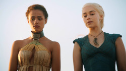 extant_GameOfThrones_3x01-ValarDohaeris_5165