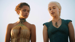 extant_GameOfThrones_3x01-ValarDohaeris_5168