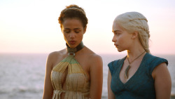 extant_GameOfThrones_3x01-ValarDohaeris_5209