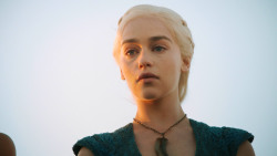 extant_GameOfThrones_3x01-ValarDohaeris_5213