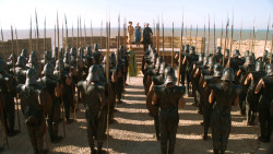 extant_GameOfThrones_3x01-ValarDohaeris_5252