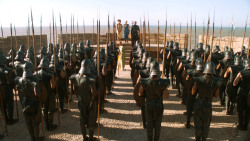 extant_GameOfThrones_3x01-ValarDohaeris_5254