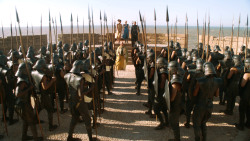 extant_GameOfThrones_3x01-ValarDohaeris_5257