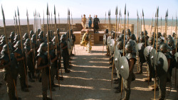 extant_GameOfThrones_3x01-ValarDohaeris_5261