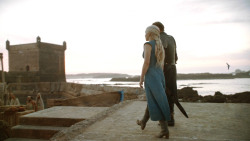 extant_GameOfThrones_3x01-ValarDohaeris_5301